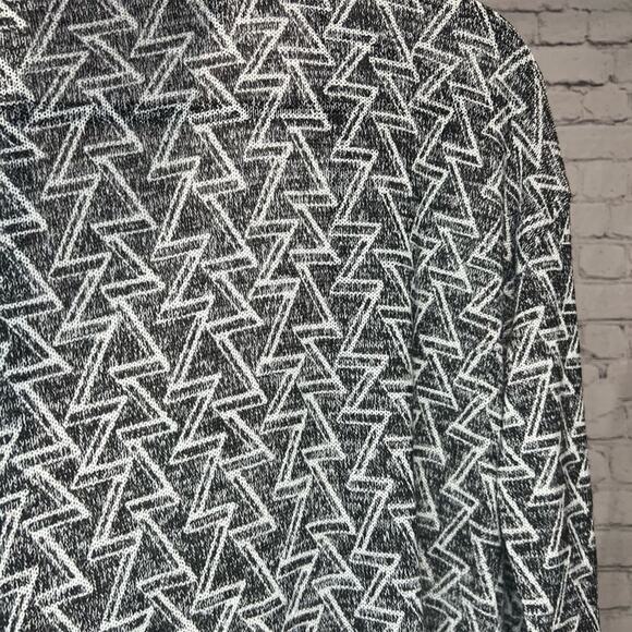 Divided by H&M Black and White Tribal Cardigan 3/4 Sleeves - Picture 4 of 4